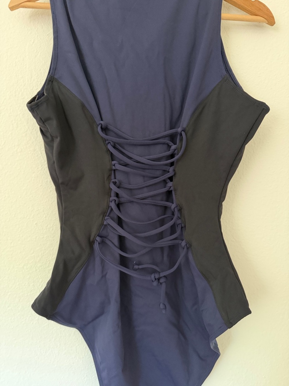 TA3 NWOT Sleeveless Contour Surfy Swimsuit Corset Back One Piece Size XL Blue - Picture 8 of 12